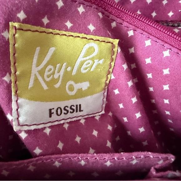 Fossil Key Per Coated Canvas Leather Trim Crossbody Messenger Bag Key charm - Picture 13 of 16